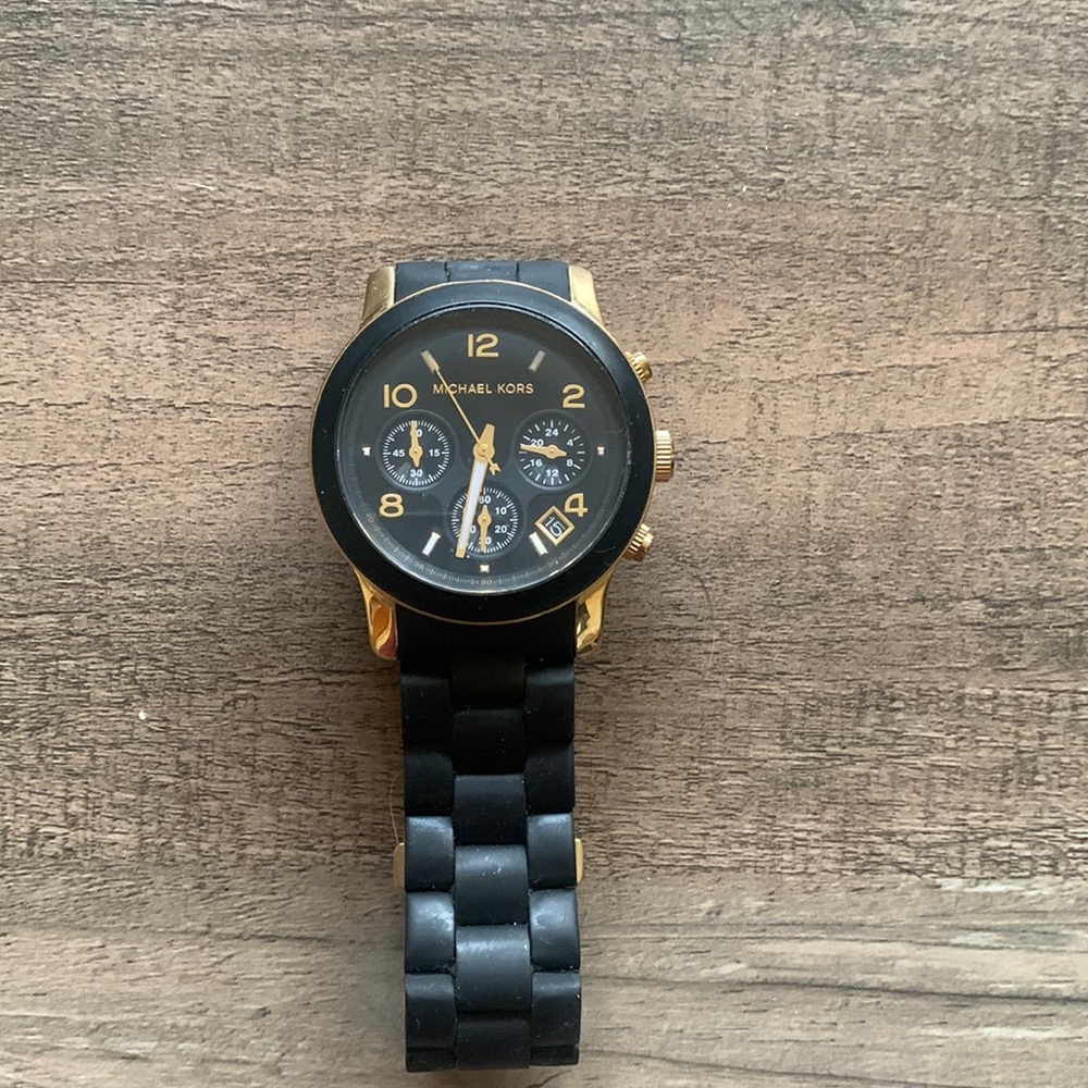 Women’s Michael Kohrs watch